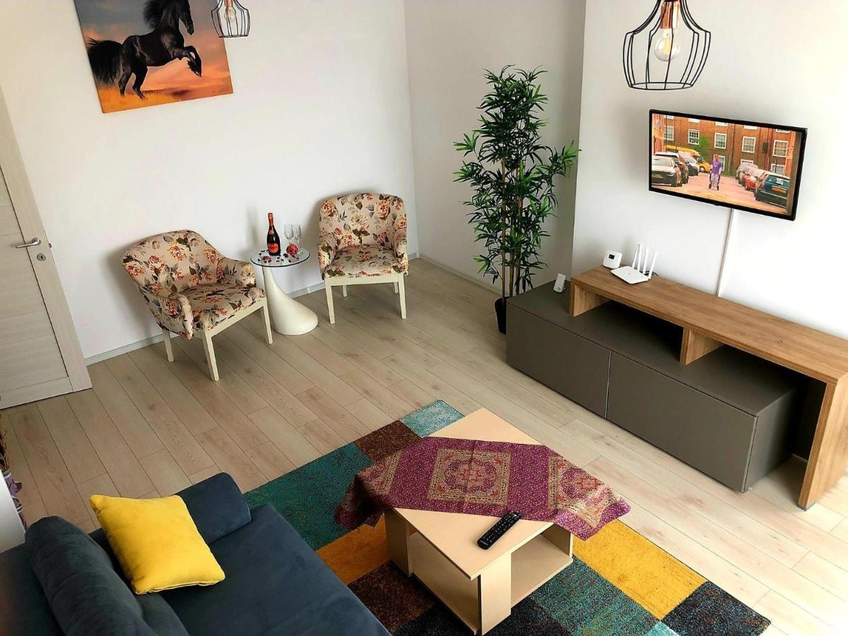 Jolie Apartments 布拉索夫 外观 照片